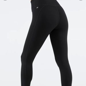 Fabletics. Purelux collection.